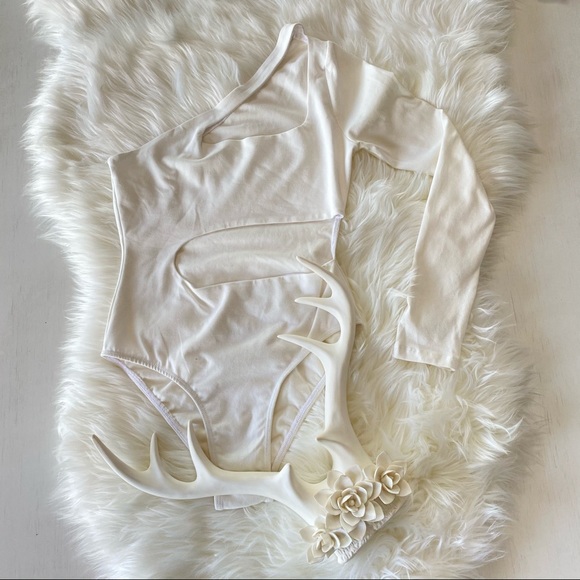 Blue Life One Shoulder Body Suit w Cut Outs White - Picture 1 of 9